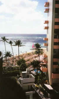 Waikiki from Balcony.jpg (29419 bytes)